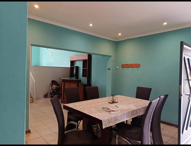 3 BEDROOM HOUSE FOR SALE IN YELLOWWOOD PARK